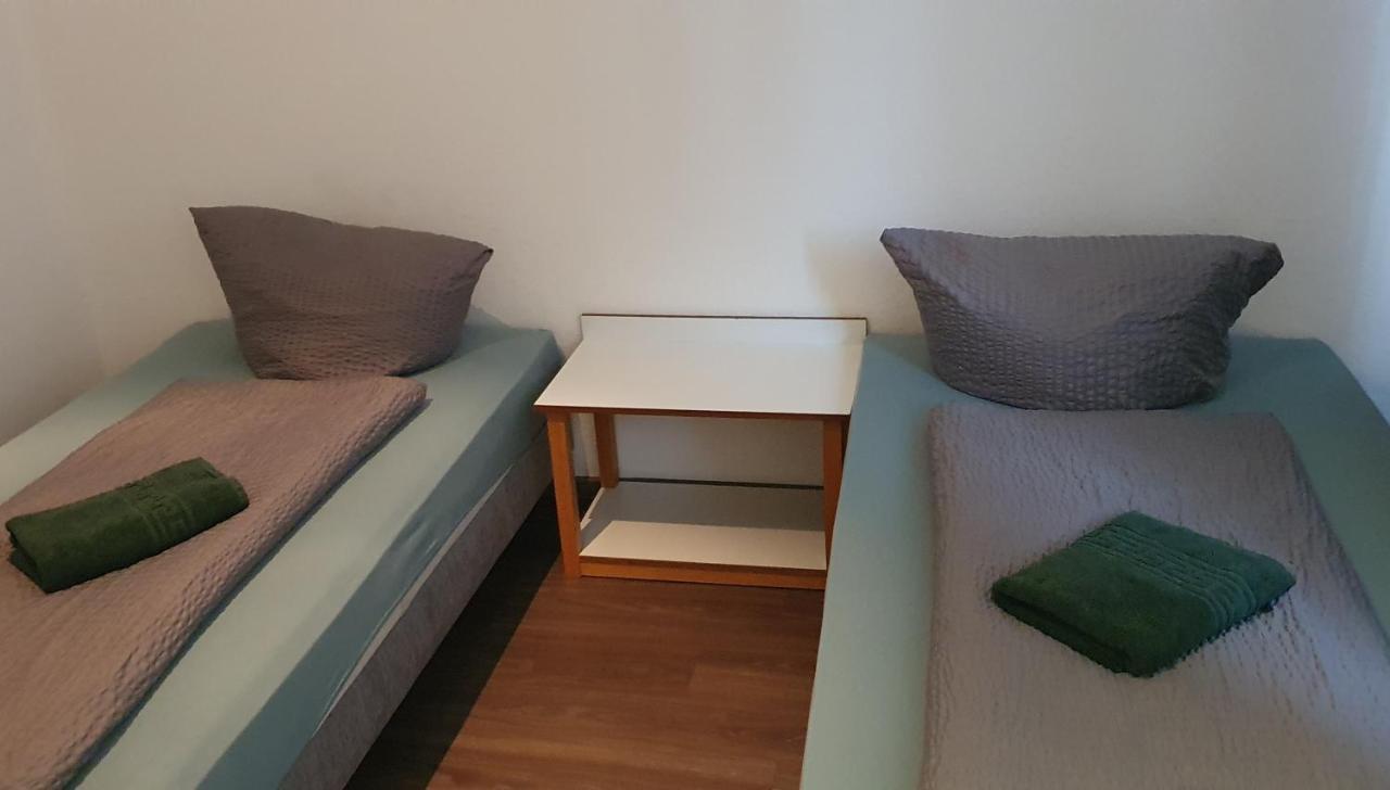 Hotel Berkut Fürth Esterno foto