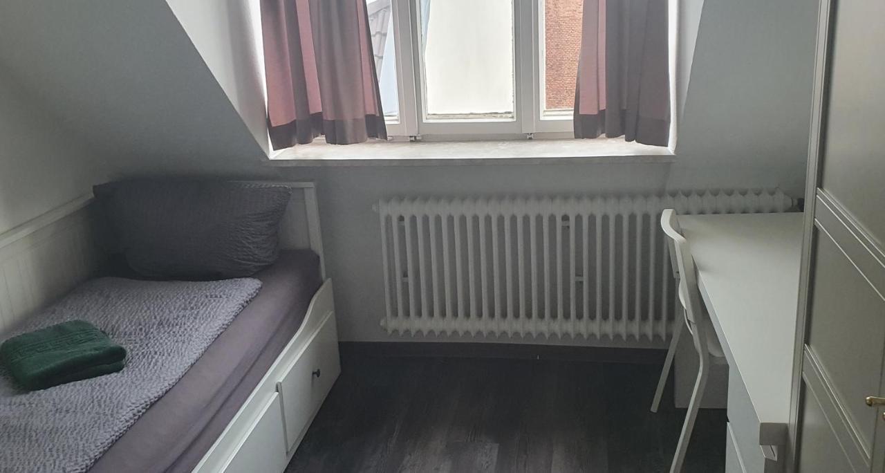 Hotel Berkut Fürth Esterno foto